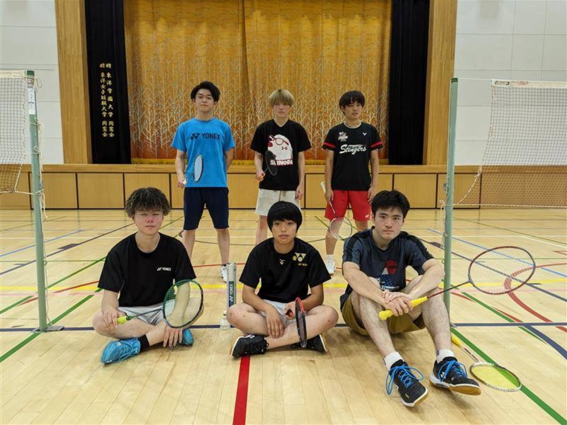 バドミントンサークル - コピー.png