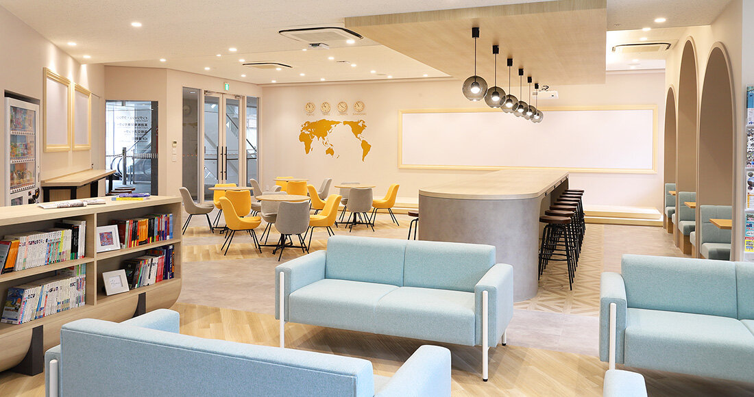 global lounge.jpg